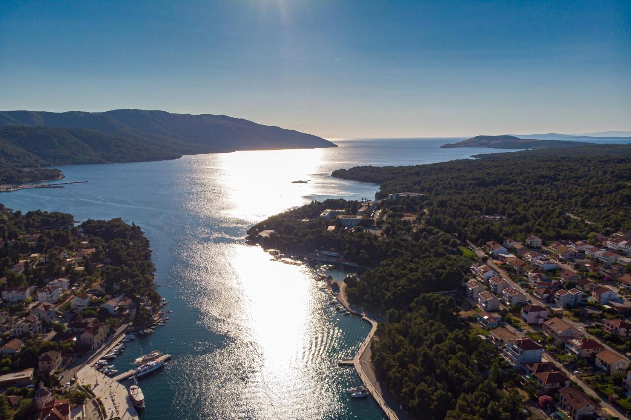 Apartments Ljubo Stari Grad  Eksteriør bilde