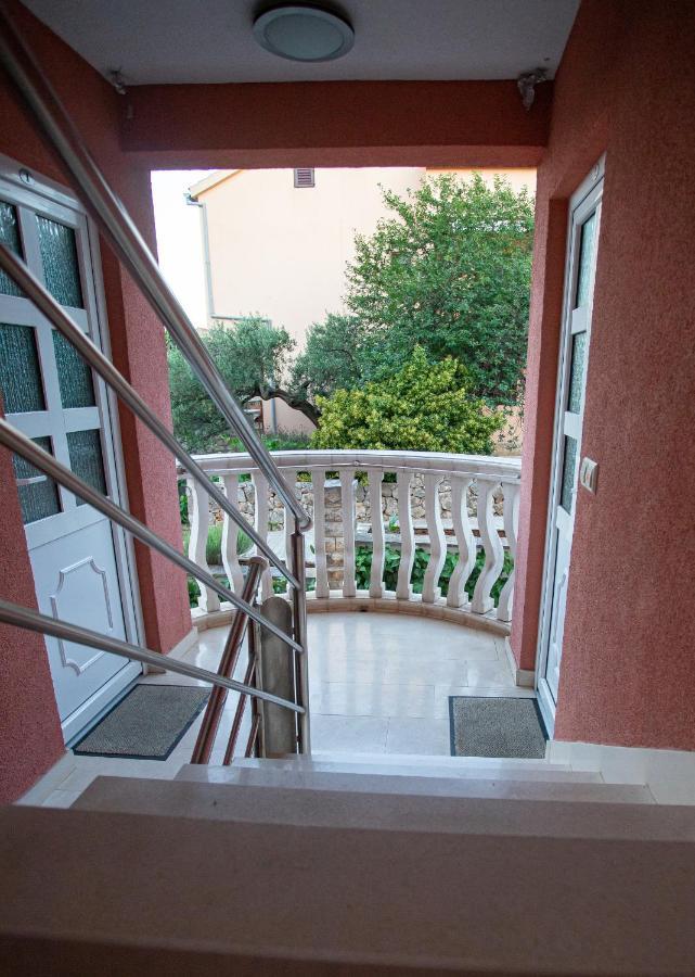 Apartments Ljubo Stari Grad  Eksteriør bilde