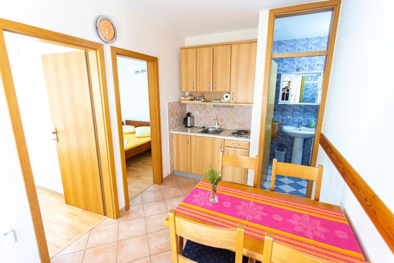 Apartments Ljubo Stari Grad  Eksteriør bilde